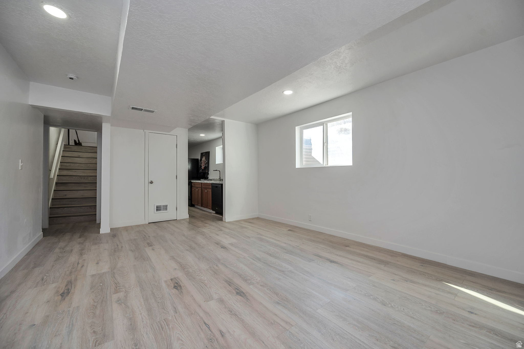 4471 S HONEYWOOD LN West Valley City, UT 84120