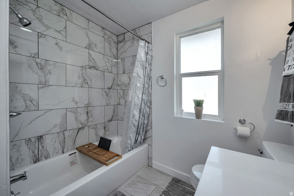 4471 S HONEYWOOD LN West Valley City, UT 84120