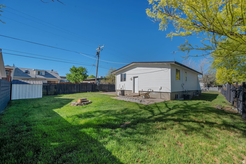 4471 S HONEYWOOD LN West Valley City, UT 84120