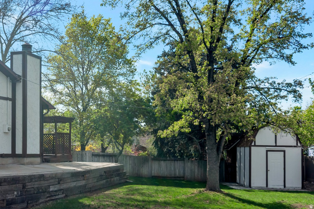 2249 E CREEK RD Cottonwood Heights, UT 84093