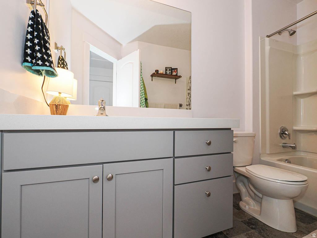 1807 W TORLUNDY Riverton, UT 84065