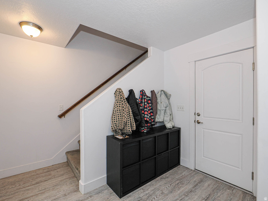 1807 W TORLUNDY Riverton, UT 84065