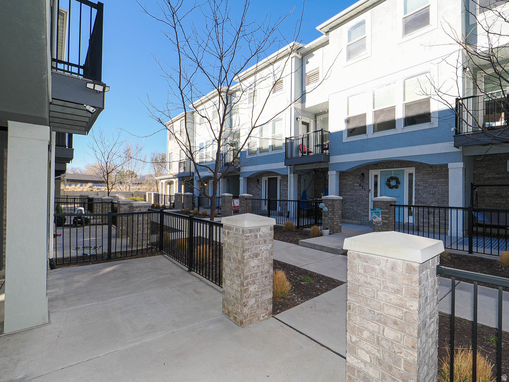 1807 W TORLUNDY Riverton, UT 84065