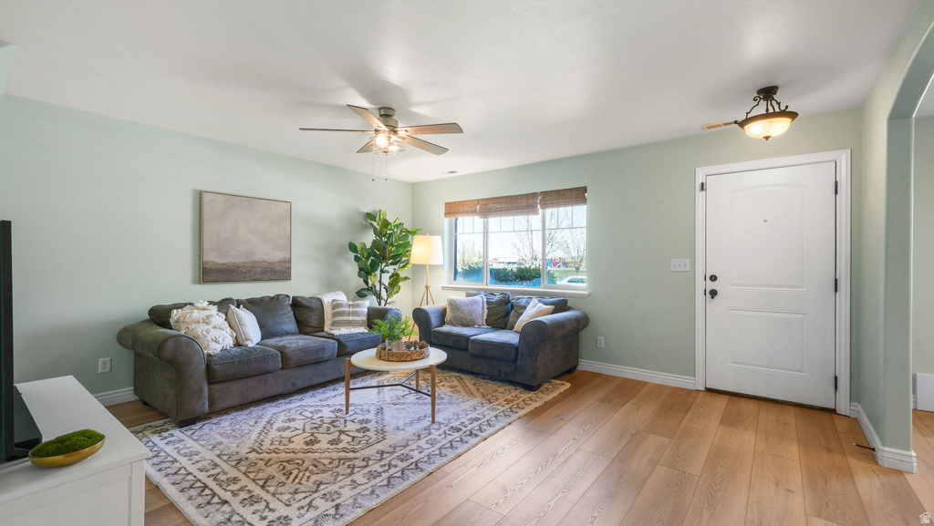 1135 W 100 S Springville, UT 84663