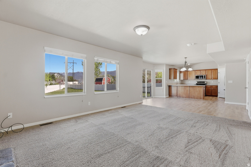 2068 W 1500 S Woods Cross, UT 84087