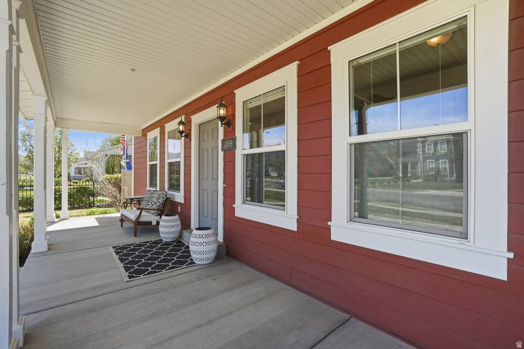 409 N HILL FARMS LN Kaysville, UT 84037