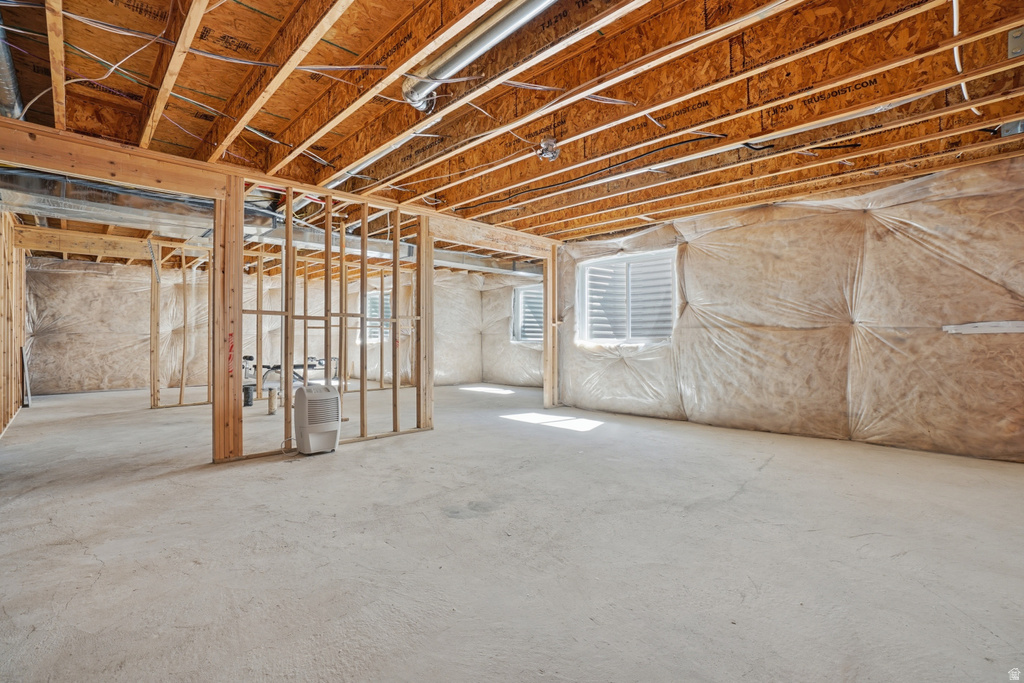 409 N HILL FARMS LN Kaysville, UT 84037