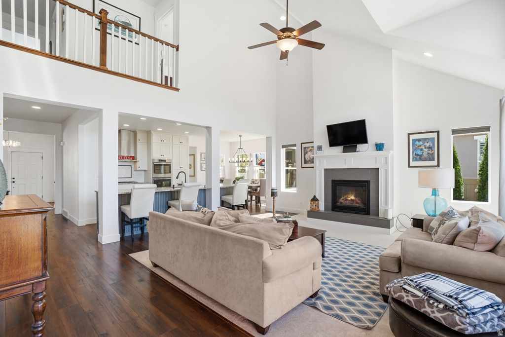 409 N HILL FARMS LN Kaysville, UT 84037