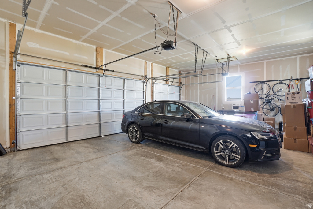 409 N HILL FARMS LN Kaysville, UT 84037