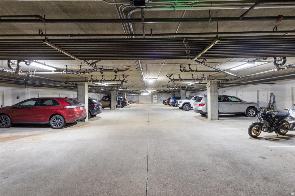 6749 N 2200 W #B-302 Park City, UT 84098