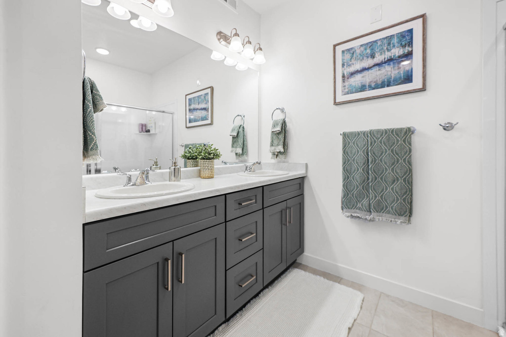 8342 S SKY MIRROR LN #303 Midvale, UT 84047