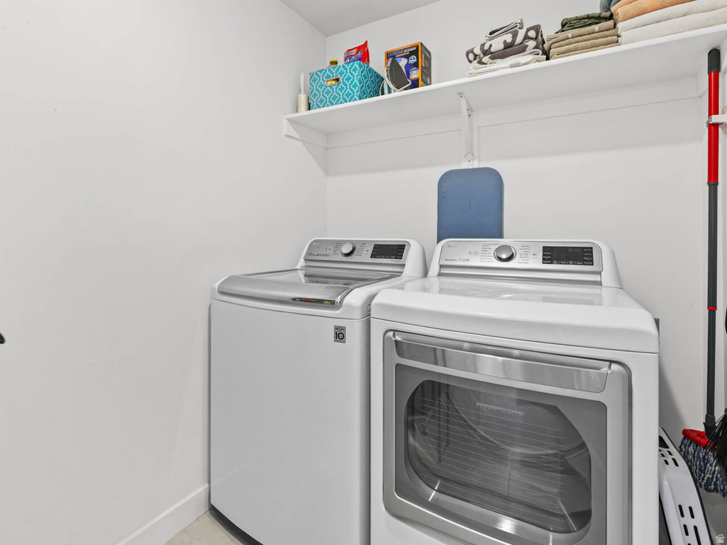 8342 S SKY MIRROR LN #303 Midvale, UT 84047