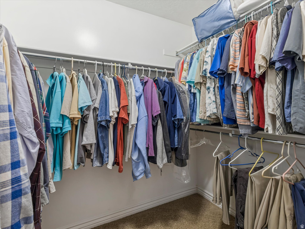 2943 W CURRENT CREEK DR South Jordan, UT 84095