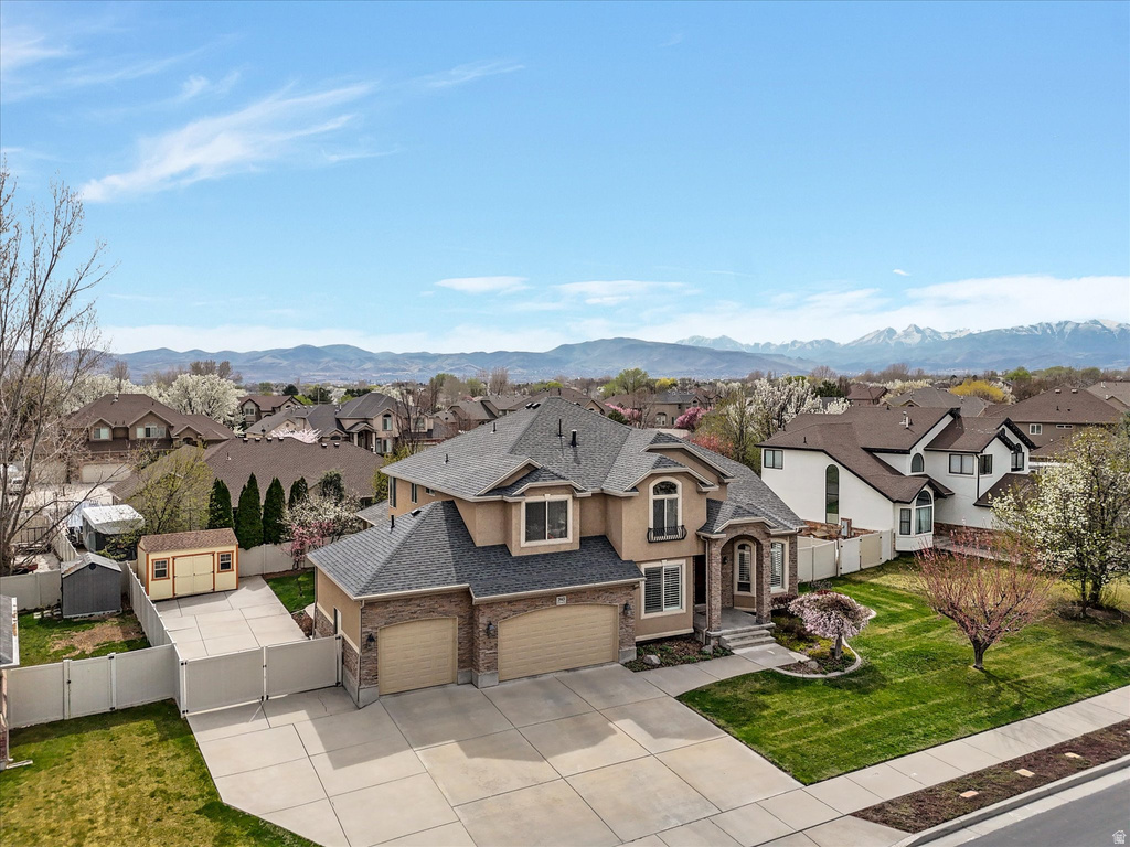 2943 W CURRENT CREEK DR South Jordan, UT 84095