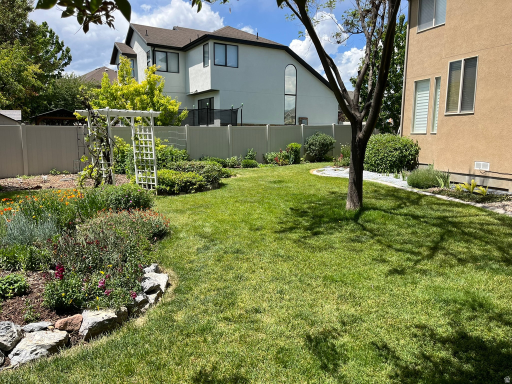 2943 W CURRENT CREEK DR South Jordan, UT 84095