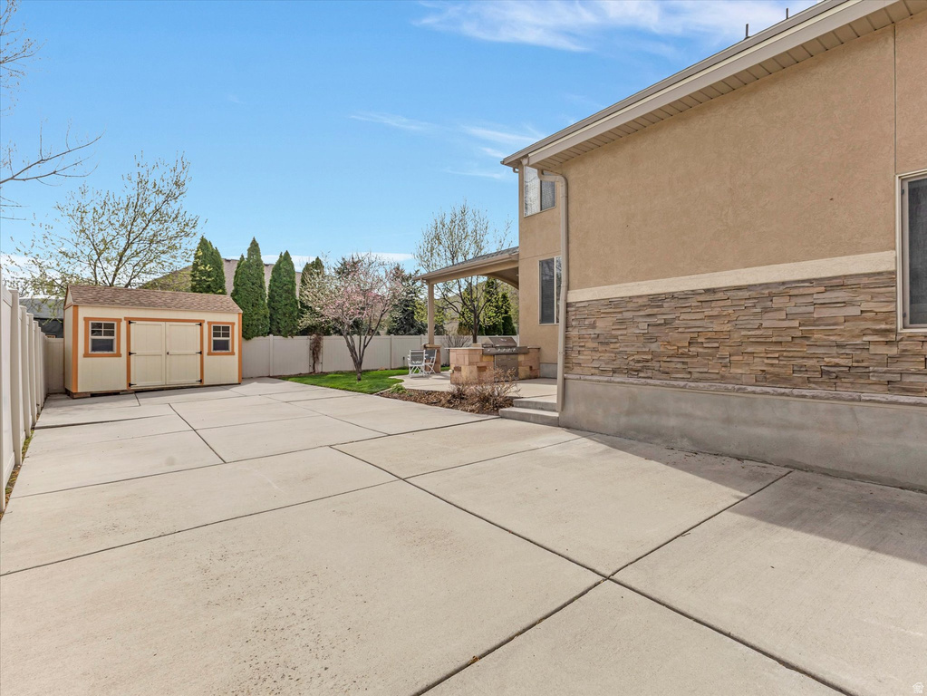 2943 W CURRENT CREEK DR South Jordan, UT 84095