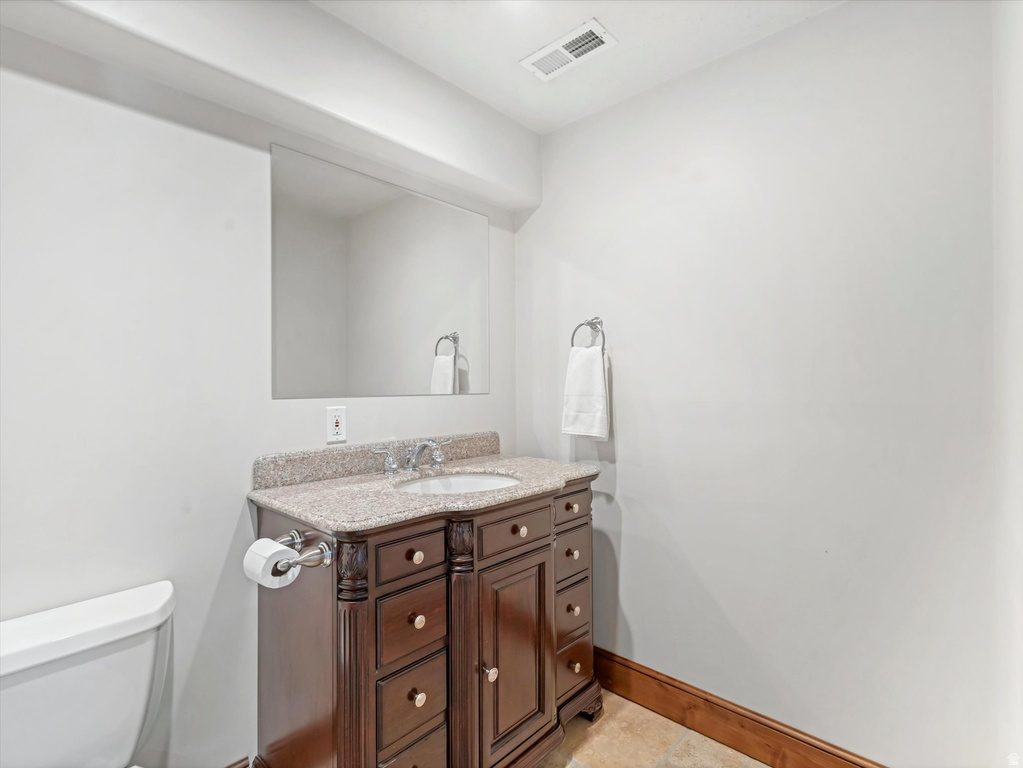 2943 W CURRENT CREEK DR South Jordan, UT 84095