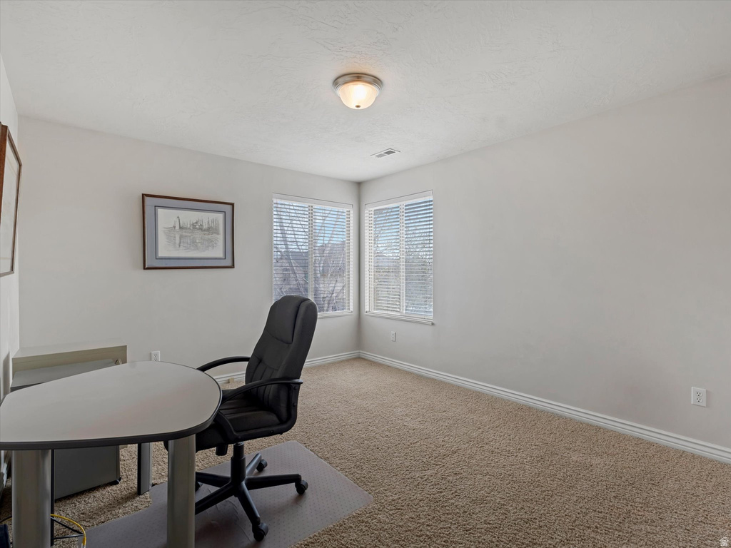 2943 W CURRENT CREEK DR South Jordan, UT 84095