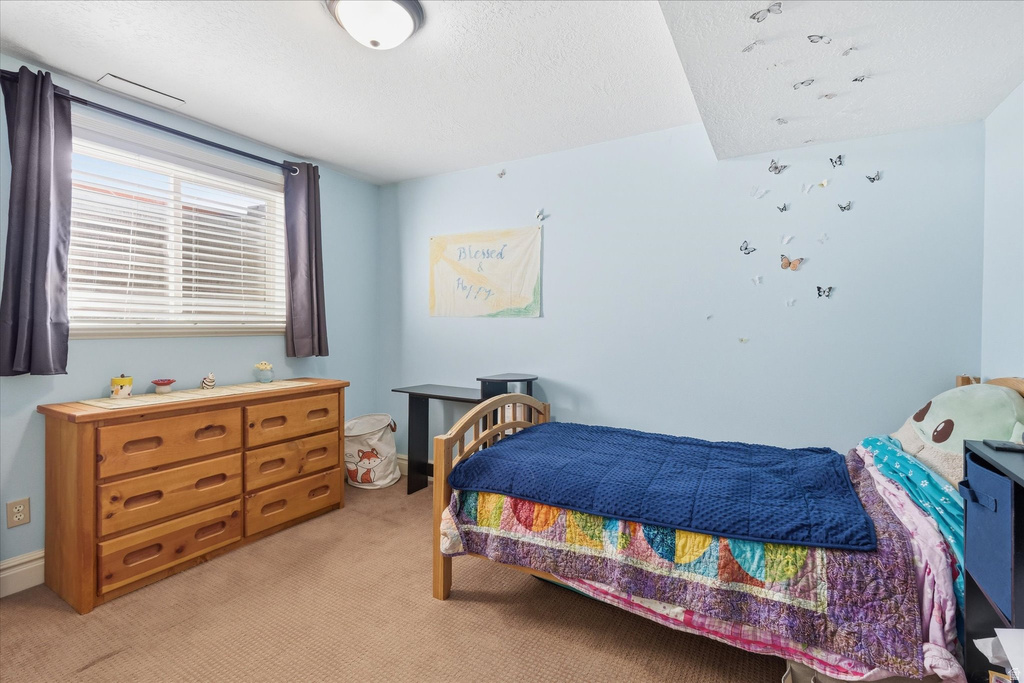 220 E 300 N Hyde Park, UT 84318