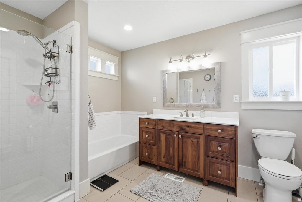 220 E 300 N Hyde Park, UT 84318