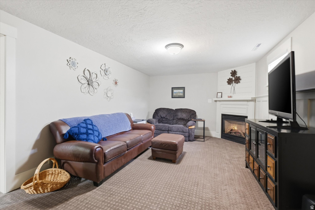 220 E 300 N Hyde Park, UT 84318