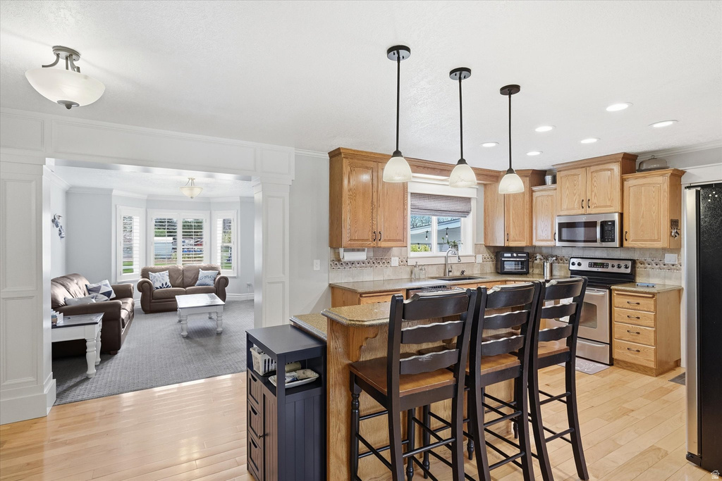 220 E 300 N Hyde Park, UT 84318