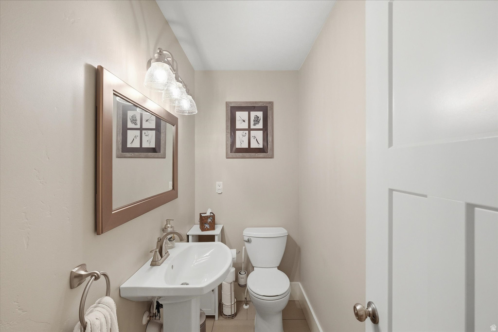 220 E 300 N Hyde Park, UT 84318