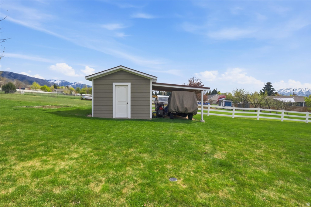 220 E 300 N Hyde Park, UT 84318