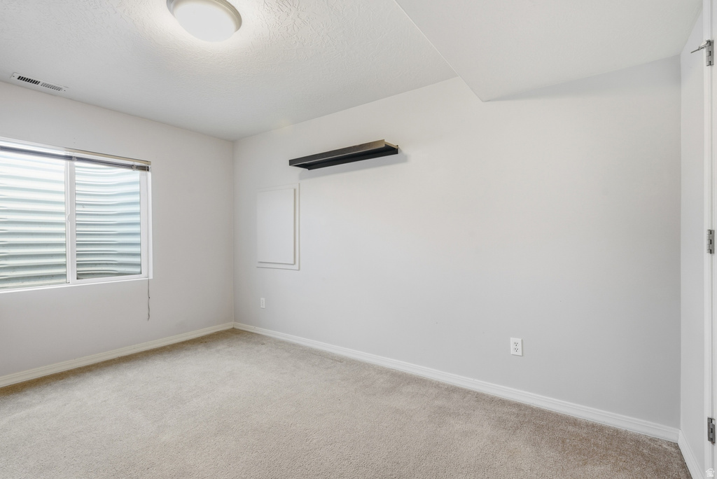 5675 N LANYARD LN Stansbury Park, UT 84074