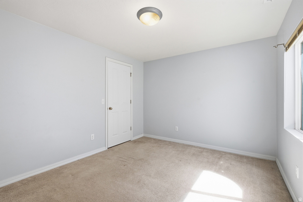 5675 N LANYARD LN Stansbury Park, UT 84074