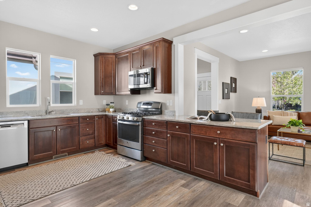 565 E 3375 N Lehi, UT 84043