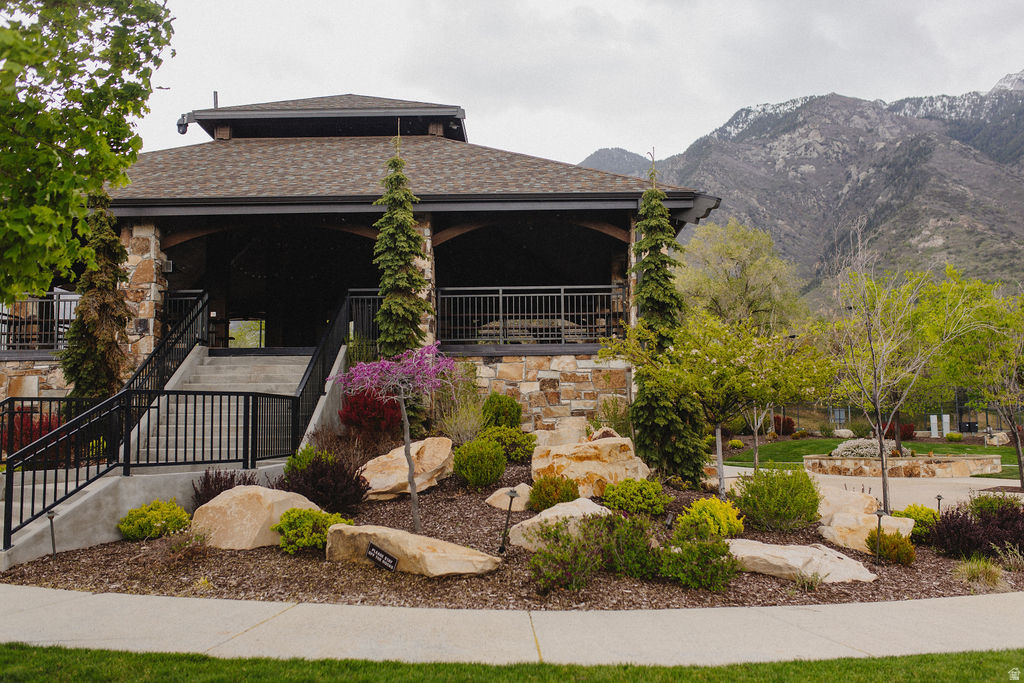 4 CHERRYWOODS LN Sandy, UT 84092