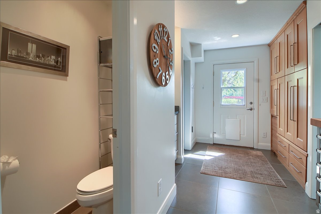 4 CHERRYWOODS LN Sandy, UT 84092