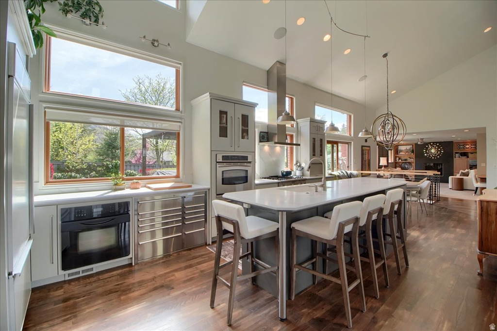 4 CHERRYWOODS LN Sandy, UT 84092