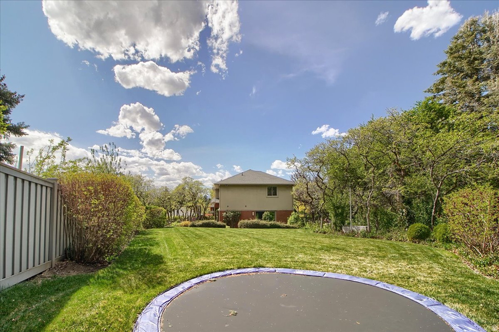 4 CHERRYWOODS LN Sandy, UT 84092