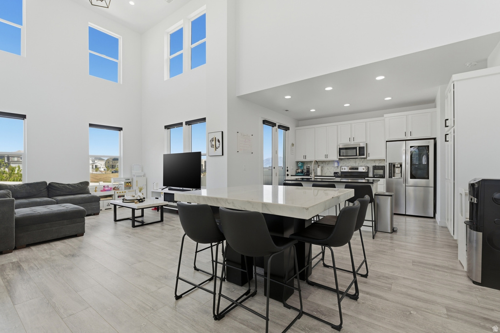 7151 W IRON SPRING LN West Jordan, UT 84081