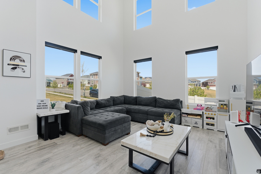 7151 W IRON SPRING LN West Jordan, UT 84081