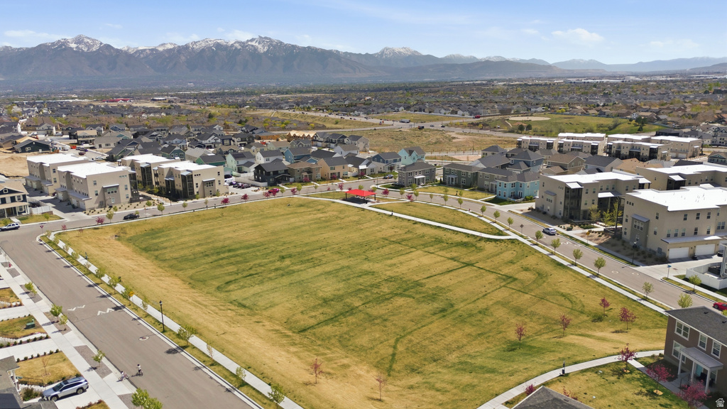 7151 W IRON SPRING LN West Jordan, UT 84081