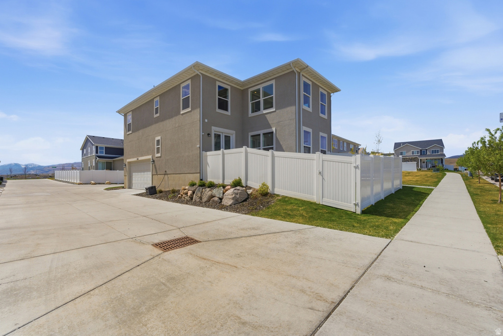 7151 W IRON SPRING LN West Jordan, UT 84081