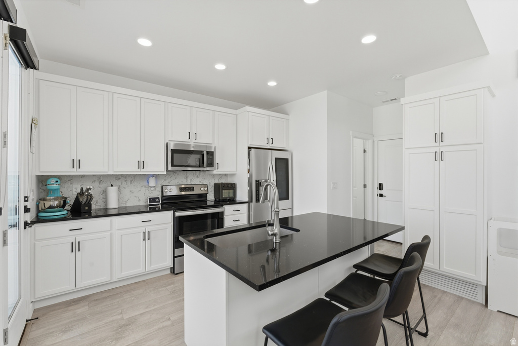 7151 W IRON SPRING LN West Jordan, UT 84081