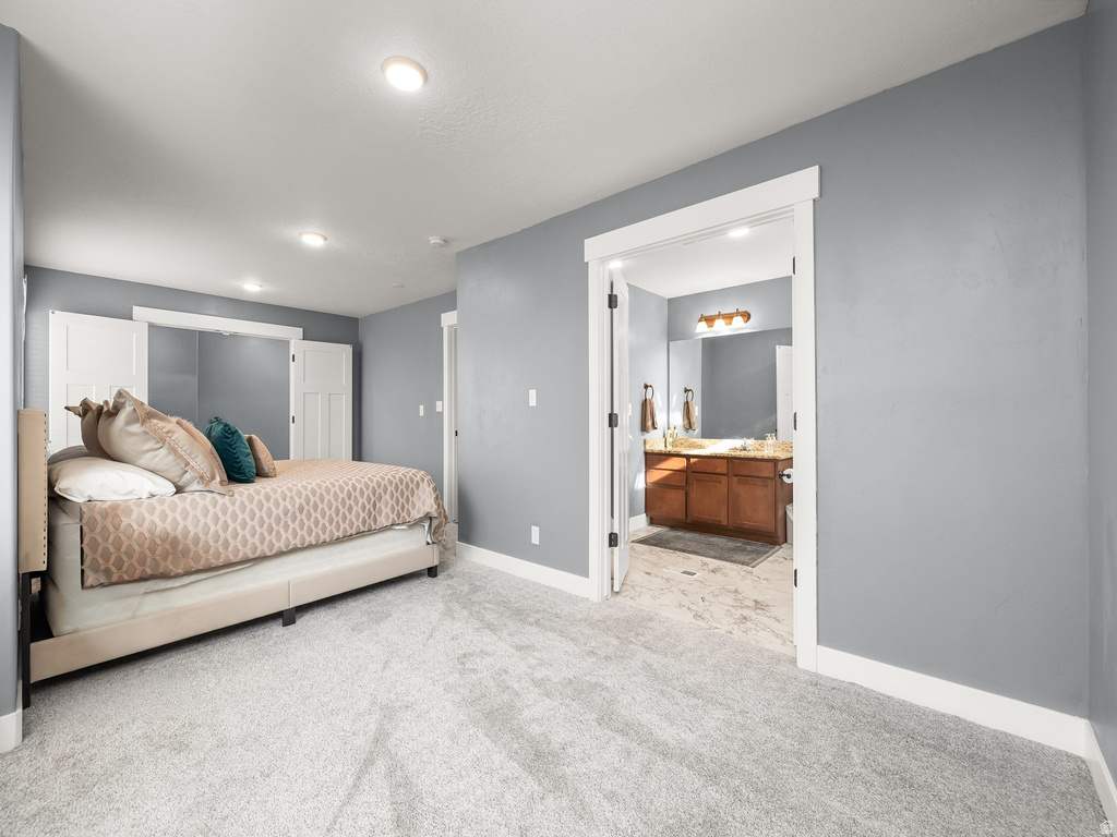 35 E WATER LN Vineyard, UT 84059