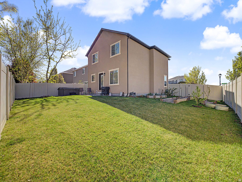35 E WATER LN Vineyard, UT 84059