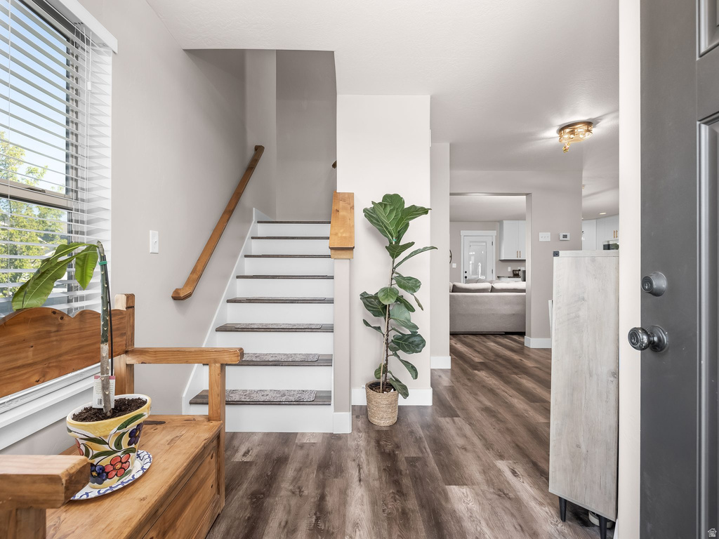 35 E WATER LN Vineyard, UT 84059