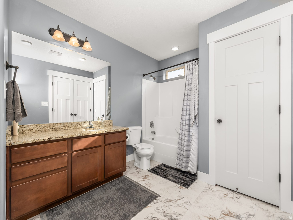 35 E WATER LN Vineyard, UT 84059