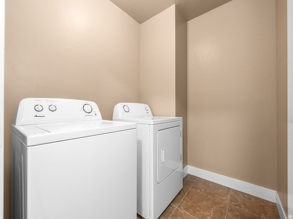 35 E WATER LN Vineyard, UT 84059