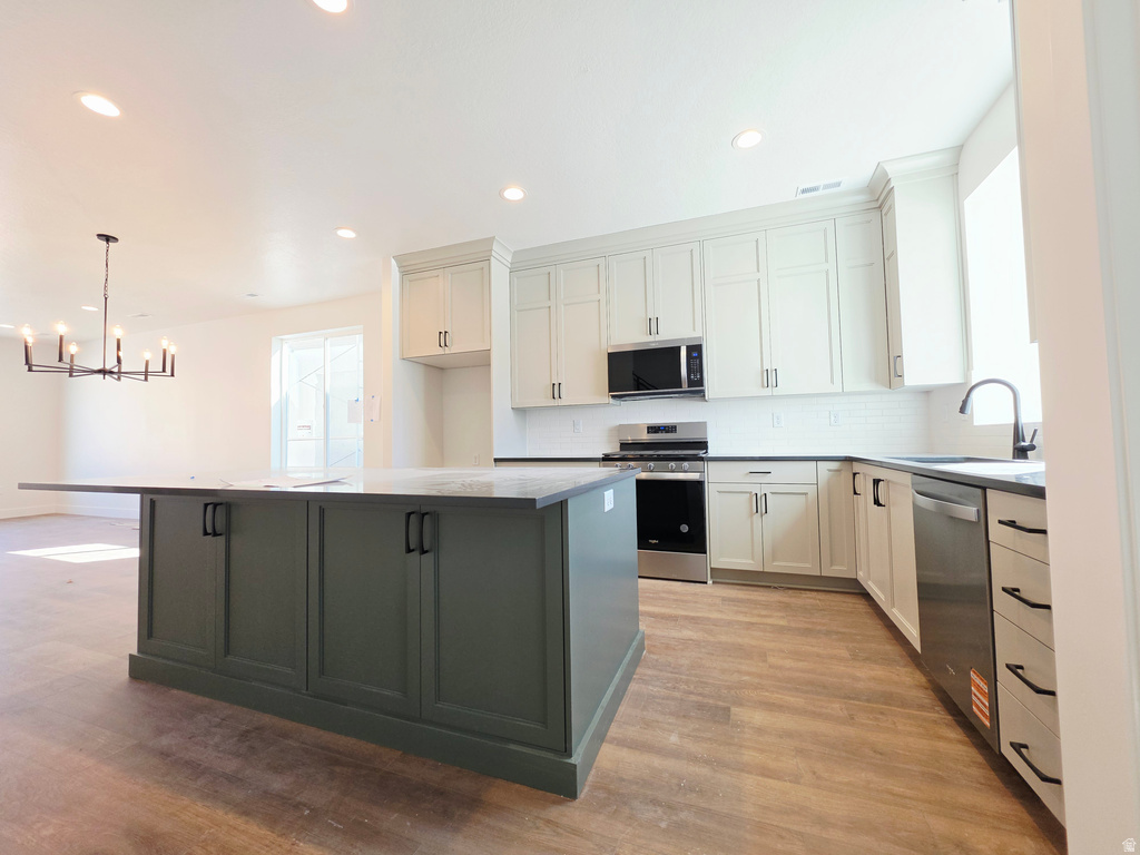 2948 N ABERDEEN DR #230 Plain City, UT 84404