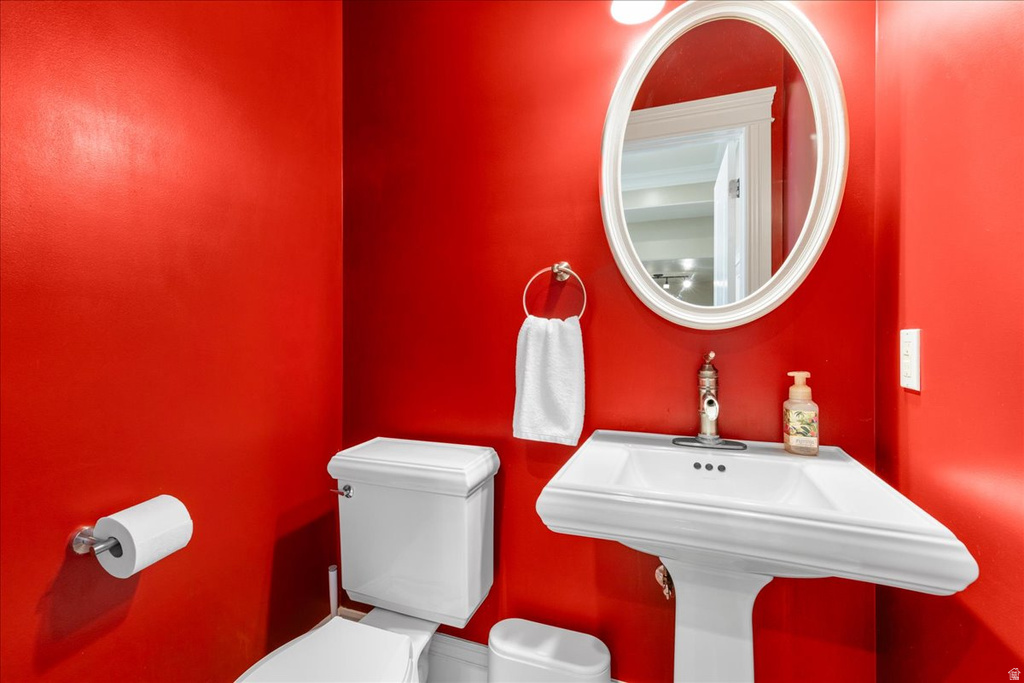 455 E 900 S Centerville, UT 84014