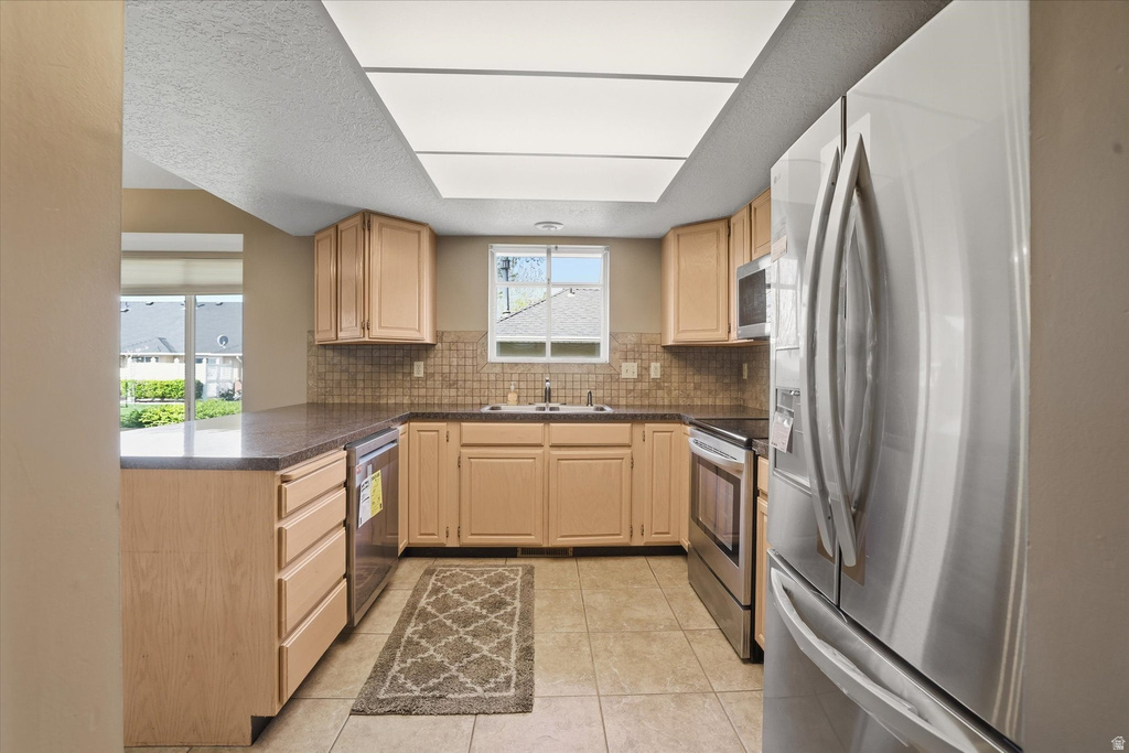 5371 S 600 E South Ogden, UT 84405