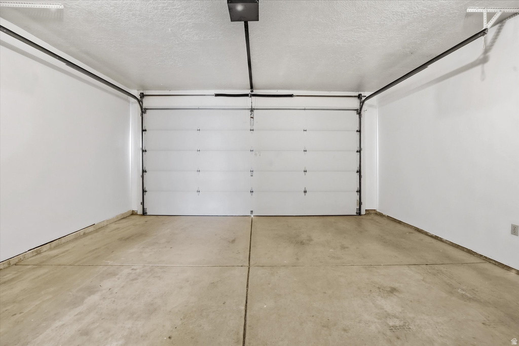 5371 S 600 E South Ogden, UT 84405