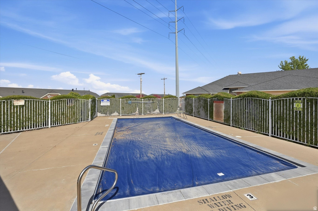 5371 S 600 E South Ogden, UT 84405